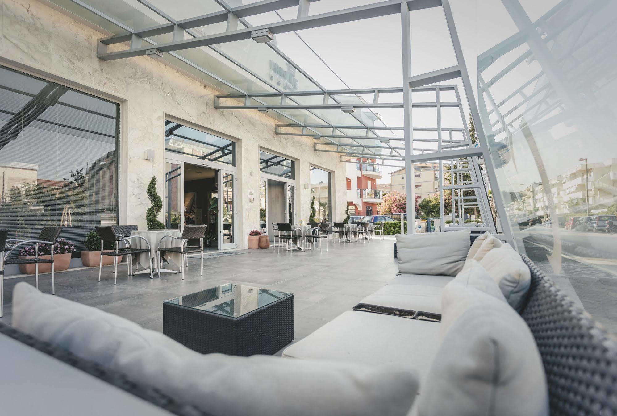Hotel Principe Residence ヴァスト エクステリア 写真